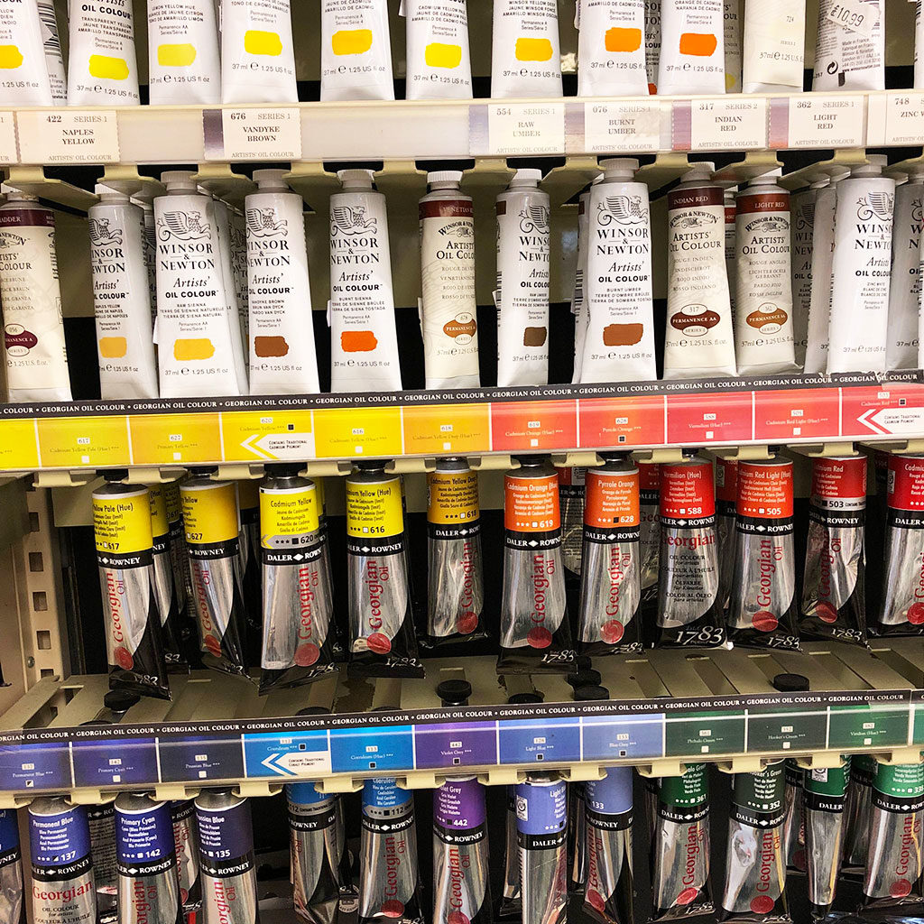 Artists paints & brushes